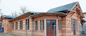 Ursprünglich sollte der Bürgerbahnhof bereits 2011 als Ausflugslokal eröffnen, seitdem sind sieben weitere Termine verstrichen.