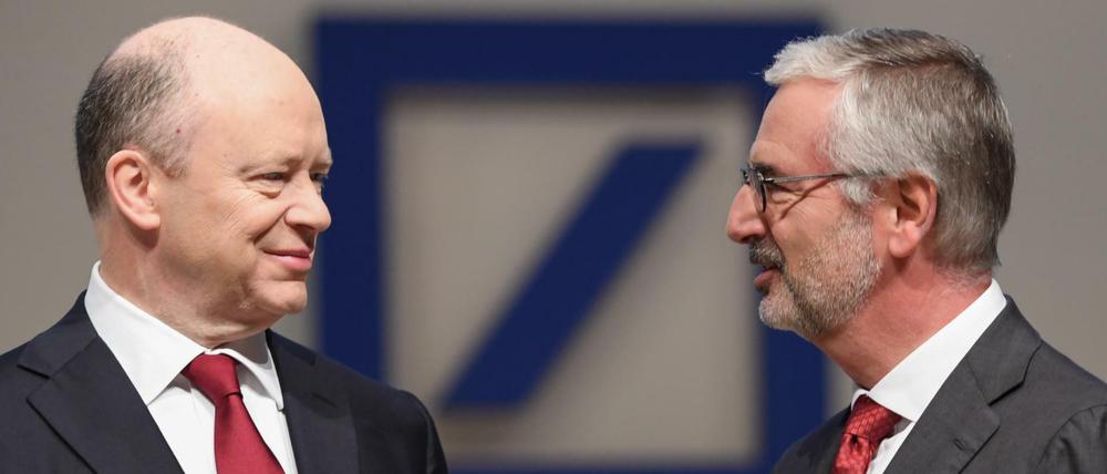 Der Co-Vorstandsvorsitzende der Deutschen Bank, John Cryan (l), und der Aufsichtsratsvorsitzende Paul Achleitner.