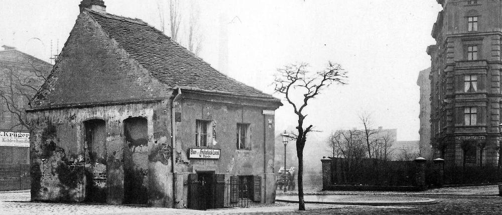 "Bier und Frühstückslocal" am Schlesischen Tor, fotografiert um 1880.
