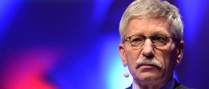 Ex-Finanzsenator Thilo Sarrazin verteidigt seine Sparpolitik (Archivbild).