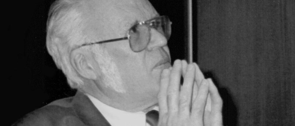 Wolfgang Stapp (1927-2017)