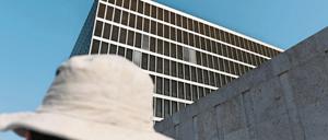 Die Verfassungsbeschwerde richtet sich gegen die so genannte Ausland-Ausland-Fernmeldeaufklärung.