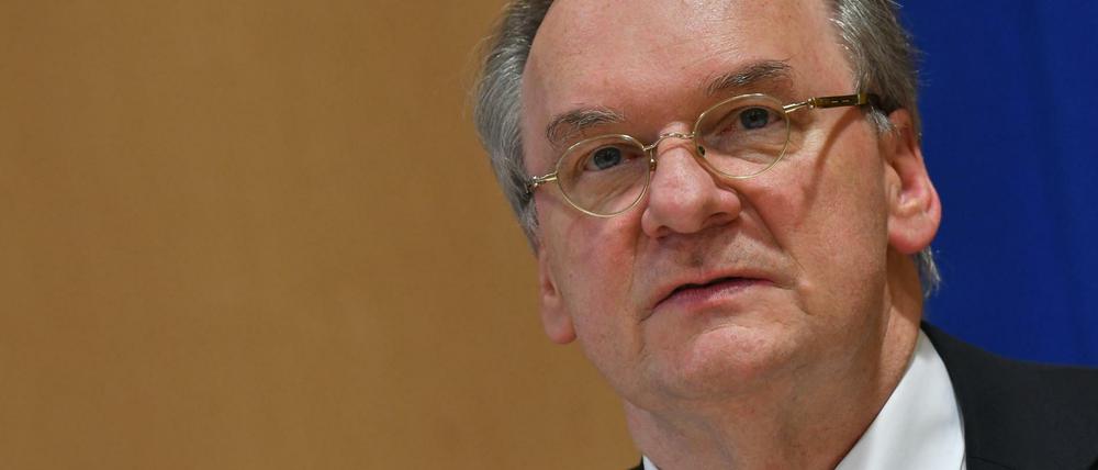 Sachsen-Anhalts Ministerpräsident Haseloff und die anderen ostdeutschen Ministerpräsidenten fordern eine weitere Förderung der neuen Länder.