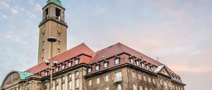 Blick aufs Rathaus Spandau.