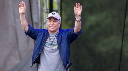 Paul Simon im Juni 2017 bei einem Konzert in Wisconsin. 