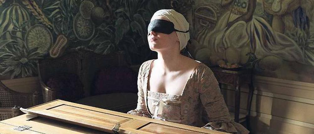 Maria Theresia Paradis, gespielt von Maria Dragus, gab auch vor europäischen Königshäusern Konzerte.