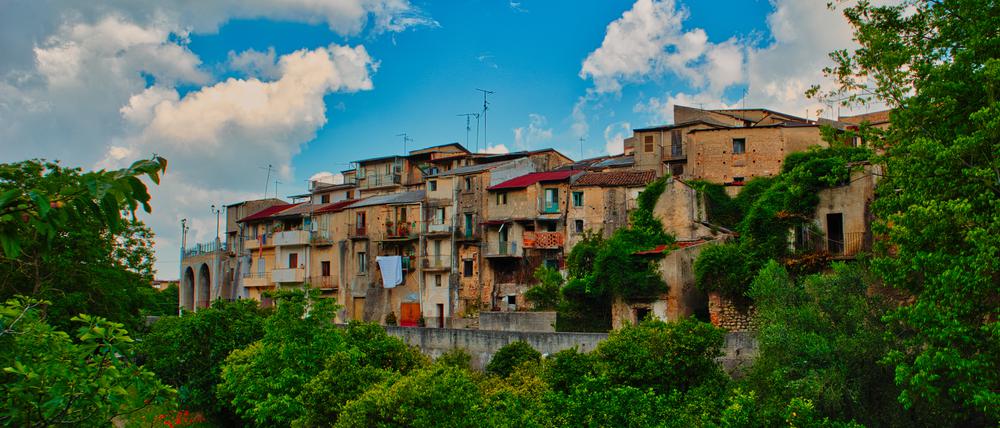 Im italienischen Cinquefrondi sind die Immobilienpreise erschwinglich. 