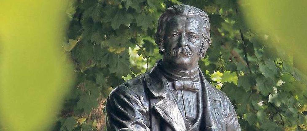 Dichter der Mark. Denkmal von Theodor Fontane in Neuruppin.