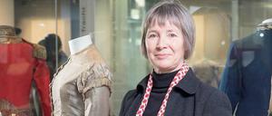 Adelheid Rasche, Kunst- und Modehistorikerin, lebt in Nürnberg.