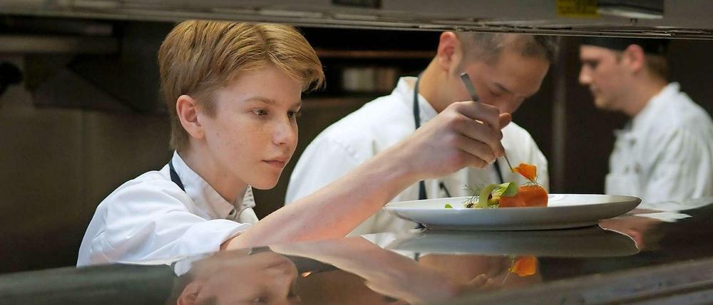 Wunderkind am Herd. Der Amerikaner Flynn McGarry eröffnete als Zehnjähriger sein erstes Pop-up-Restaurant im Wohnzimmer seiner Eltern. Der Film "Chef Flynn" erzählt seine Erfolgsstory in der Berlinale-Sektion "Kulinarisches Kino". 