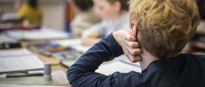 Bildung für alle - vom Kleinkind über den Schüler bis zum Studierenden.