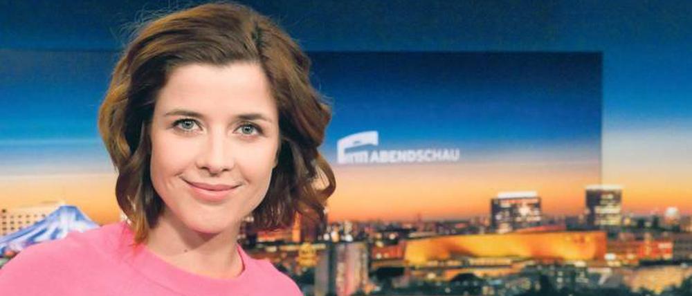 Verstärkung für das „Abendschau“-Team: Eva-Maria Lemke präsentiert von Montag an das RBB-Nachrichtenmagazin aus Berlin, das im September 60 Jahre alt wird. Sie wechselt sich mit Cathrin Böhme und Sascha Hingst ab.