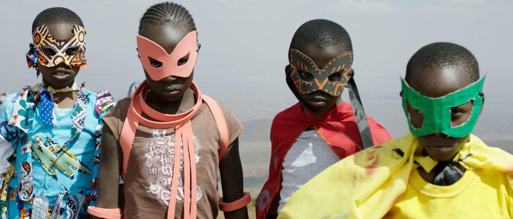 Superhelden. Die Kids aus dem kenianischen Film "Supa Modo".