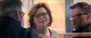 Julia Klöckner, stellvertretende CDU-Vorsitzende, Achim Post (l, SPD) und Carsten Schneider, parlamentarischer Geschäftsführer der SPD-Bundestagsfraktion.