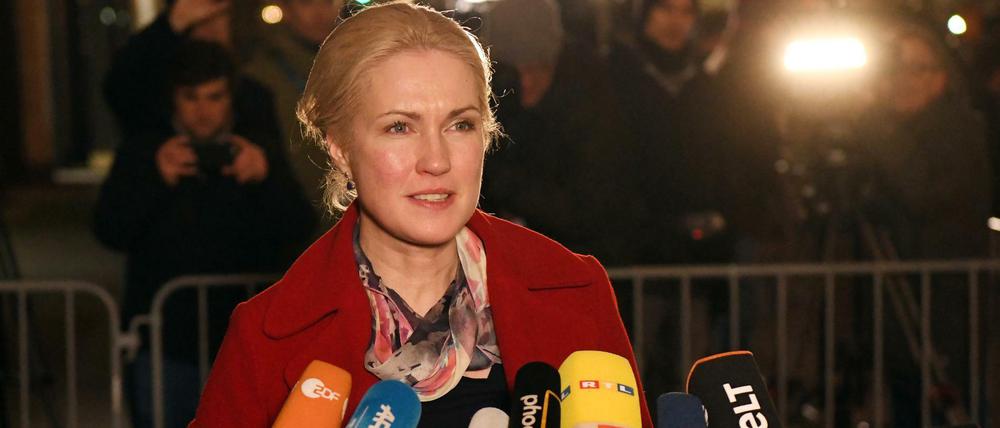 Manuela Schwesig (SPD), Ministerpräsidentin von Mecklenburg-Vorpommern, am Abend vor der bayrischen Landesvertretung in Berlin.