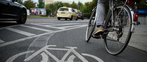 Fahrraddemo für sichere Kreuzungen in Charlottenburg-Wilmersdorf.