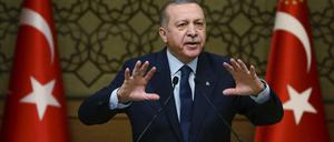 Präsident Recep Tayyip Erdogan spricht in Ankara zu kommunalen Verwaltungsbeamten.