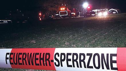 Tatort Feldweg. Die Spurensuche dauerte am Sonntag noch an. 