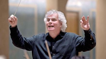 Mit den Genres jonglieren. Der Dirigent Simon Rattle.