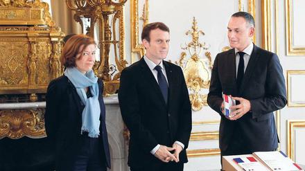 Frankreich ist derzeit treibende Kraft in Europa. Einer der Köpfe hinter den Strategien ist der Europaabgeordnete Danjean (r.).