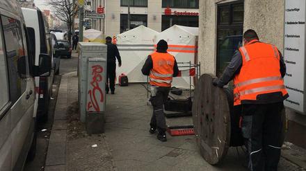 Seit mehr als 24 Stunden repariert die Telekom die durchtrennten Kabel.