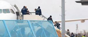 Abschiebung. Bei Kriminellen fehlt den Behörden oft die Handhabe.