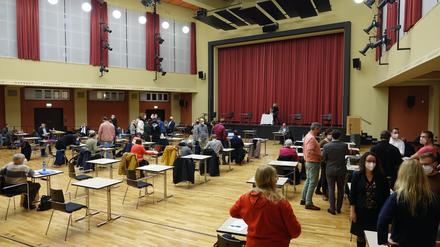 Der BVV-Saal in Lichtenberg. 