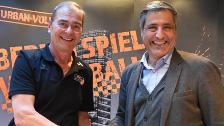 Können plötzlich gut miteinander: Stelian Moculescu (li.) und Manager Kaweh Niroomand.
