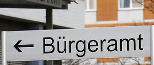 Hinweisschild zum Bürgeramt.