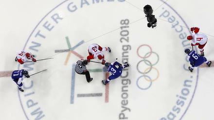 Los geht's mit dem olympischen Eishockey-Turnier.
