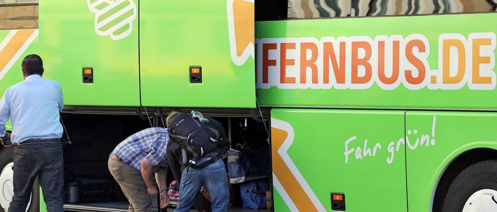 Ein Flixbus (hier Archivfoto) ist in einen Unfall in Hessen verwickelt worden. 