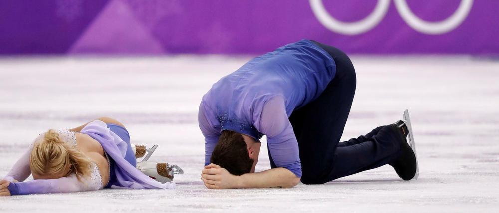 Kaum zu glauben. Aljona Savchenko und Bruno Massot nach ihrer Weltklasse-Kür.