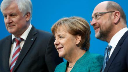CDU und CSU verlieren in den Umfragen ebenso kontinuierlich wie die SPD.