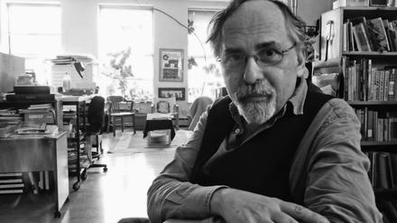 Art Spieelman in seiner News Yorker Wohnung.