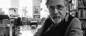 Art Spieelman in seiner News Yorker Wohnung.