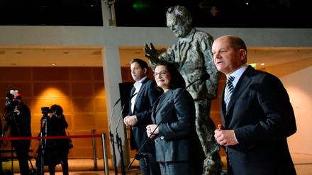 Das aktuelle Führungsteam der Sozialdemokraten: Interims-Parteichef Olaf Scholz, die vermutlich künftige Parteichefin Andrea Nahles und Generalsekretär Lars Klingbeil (von rechts nach links).