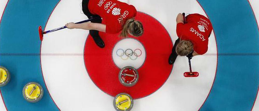 Ganz schön geschrubbt. Curling erfreut sich auch in Pyeongchang wachsender Beliebtheit.