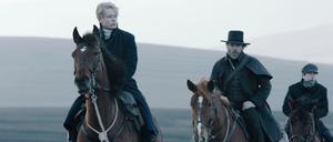 Freddie Fox, Hugo Weaving und Barry Keoghan in "Black 47".