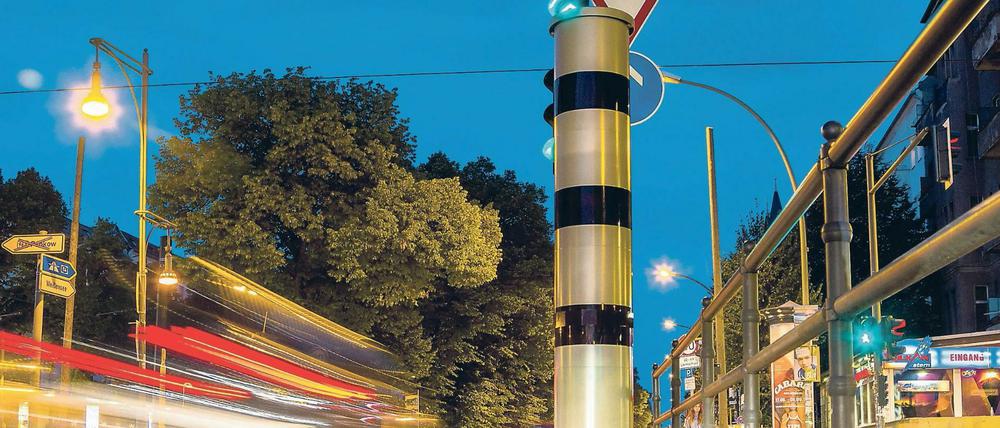 Blitzersäule in Berlin.
