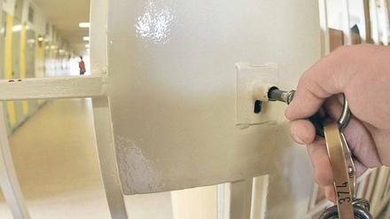 Den Schlüssel künftig zweimal umdrehen.