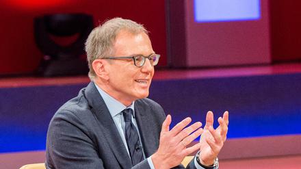 TV-Moderator Armin Wolf ist für seine hartnäckigen Fragen in Interviews mit Politikern bekannt.