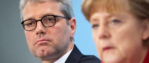 Die "inhaltliche Entleerung der Partei" beklagte Norbert Röttgen den Zustand der CDU unter ihrer Chefin Angela Merkel.