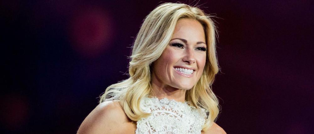 Schlager-Star Helene Fischer steht bei der Aufzeichnung der «Helene Fischer Show» in Düsseldorf (Nordrhein-Westfalen) auf der Bühne.