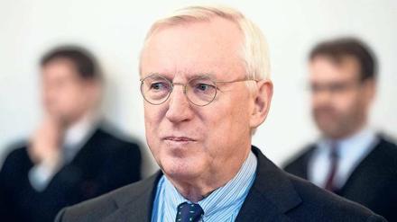 Mr. Adlon wird er auch genannt. Das Luxus-Hotel am Pariser Platz schuf er in seinen guten Jahren. 