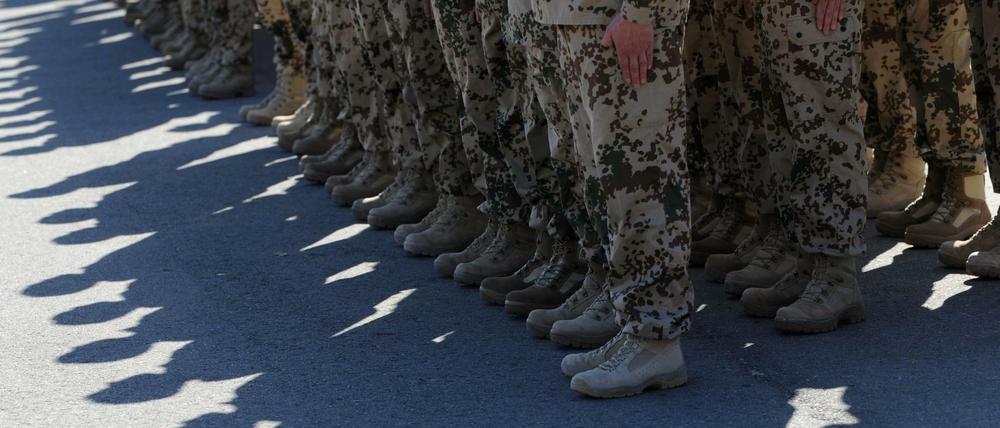 Erbärmlich ausgerüstet? Soldaten der Bundeswehr