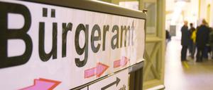 Die Zustände in den Berliner Bürgerämtern zeigen, dass bei der Berliner Verwaltung etwas nicht stimmt.