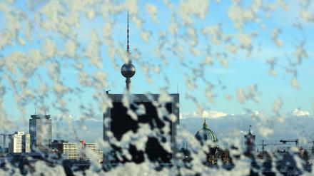 Kälte liegt in der Luft - gefühlt können die Temperaturen in Berlin bis minus 18 Grad sinken.