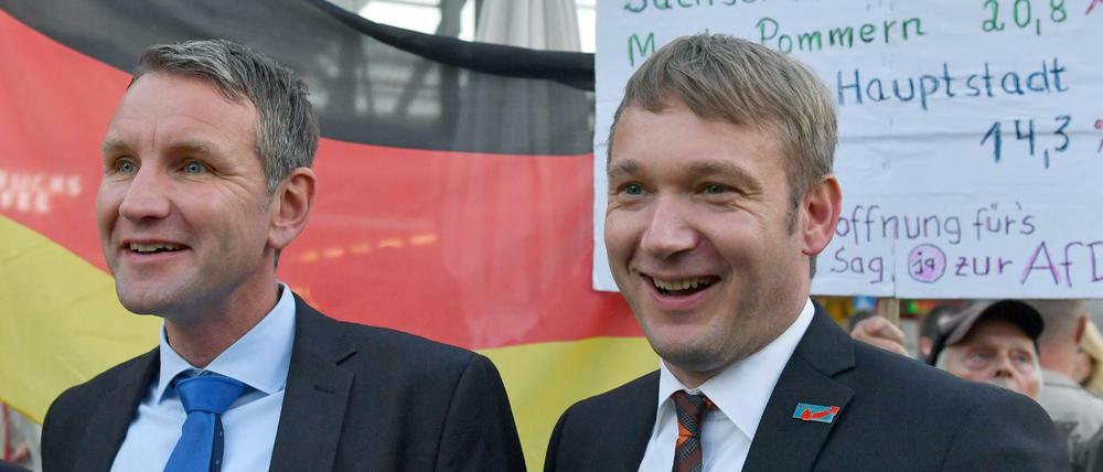Im Fokus. Die AfD-Landesvorsitzenden Björn Höcke und André Poggenburg (rechts) bei einer AfD-Demonstration 2016 in Erfurt.
