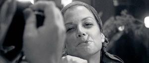 Rauch und Rausch. Marie Bäumer spielt Romy Schneider.