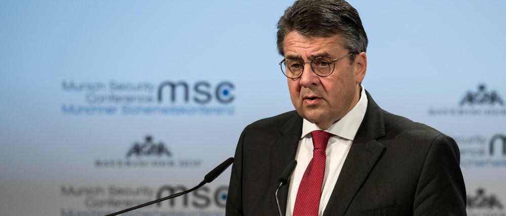 Sigmar Gabriel, geschäftsführender Bundesaußenminister, bei seiner Rede auf der 54. Münchner Sicherheitskonferenz.